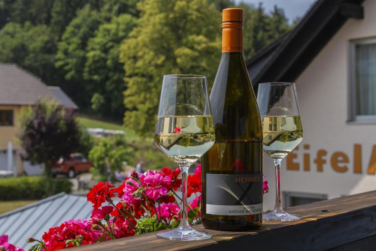 Appartementhaus Eifeladventures Berlingen Exteriör bild